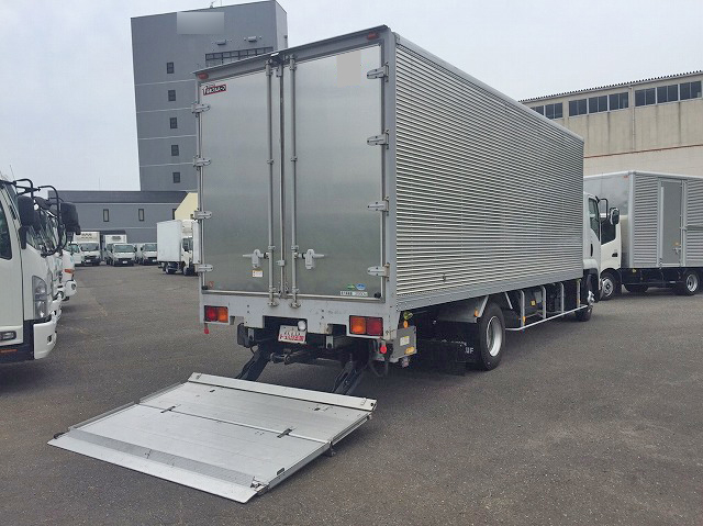 いすゞフォワードアルミバン中型（4t）[写真02]