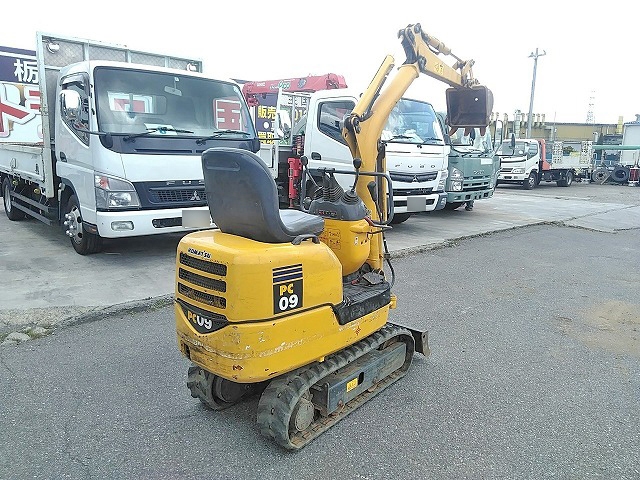 コマツミニユンボ（ミニバックホー）[写真02]