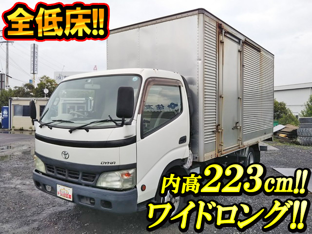 トヨタダイナアルミバン小型（2t・3t）[写真01]