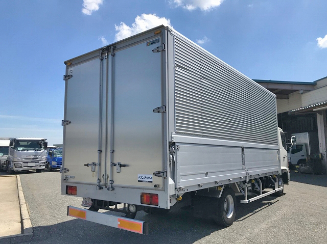 日野レンジャーアルミウイング中型（4t）[写真02]