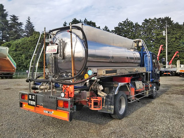 UDトラックスコンドルタンク車（タンクローリー）増トン（6t・8t）[写真02]
