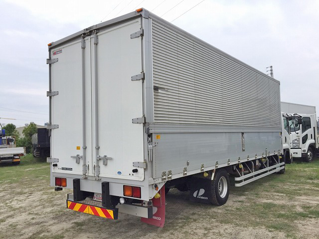 いすゞフォワードアルミウイング中型（4t）[写真02]