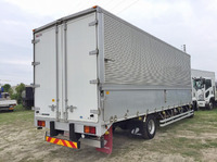 いすゞフォワードアルミウイング中型（4t）[写真02]