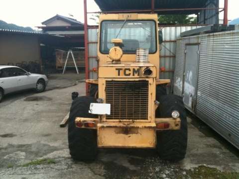 TCMタイヤショベル（ホイルローダー）STD30 [写真01]