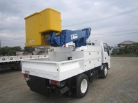 いすゞエルフ高所作業車小型（2t・3t）[写真02]