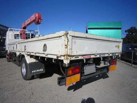 日野レンジャーユニック4段増トン（6t・8t）[写真02]