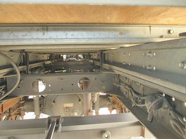 三菱ふそうキャンターアルミバン小型（2t・3t）[写真11]