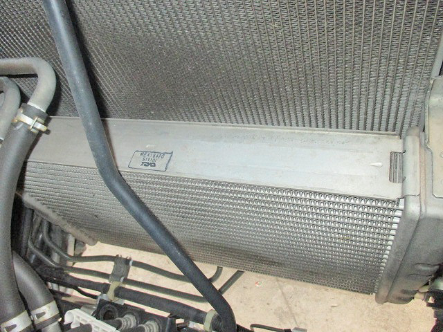 三菱ふそうキャンターアルミバン小型（2t・3t）[写真19]