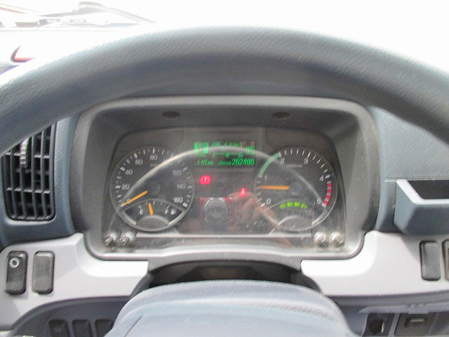 三菱ふそうキャンターアルミバン小型（2t・3t）[写真33]