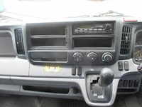 三菱ふそうキャンターアルミバン小型（2t・3t）[写真34]