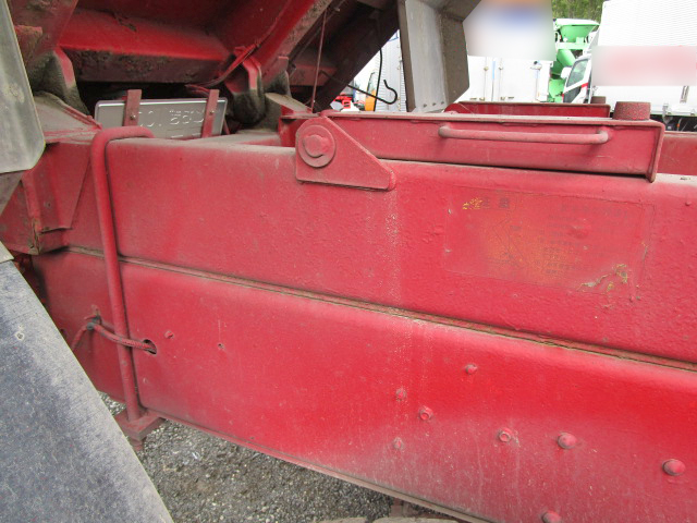 いすゞギガダンプ大型（10t）[写真16]