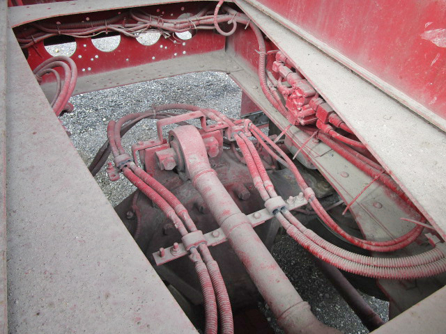 いすゞギガダンプ大型（10t）[写真18]