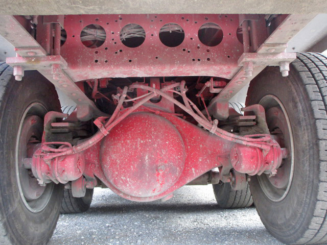 いすゞギガダンプ大型（10t）[写真23]