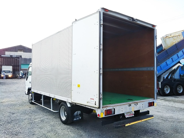 いすゞエルフアルミバン小型（2t・3t）[写真10]