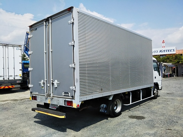 いすゞエルフアルミバン小型（2t・3t）[写真02]