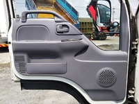 いすゞエルフアルミバン小型（2t・3t）[写真28]