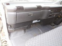 いすゞエルフアルミバン小型（2t・3t）[写真33]