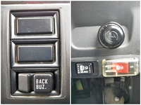 いすゞエルフアルミバン小型（2t・3t）[写真37]