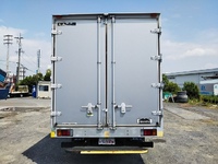 いすゞエルフアルミバン小型（2t・3t）[写真09]