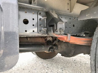 三菱ふそうキャンターアルミバン小型（2t・3t）[写真12]