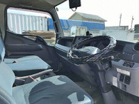 三菱ふそうキャンターアルミバン小型（2t・3t）[写真21]