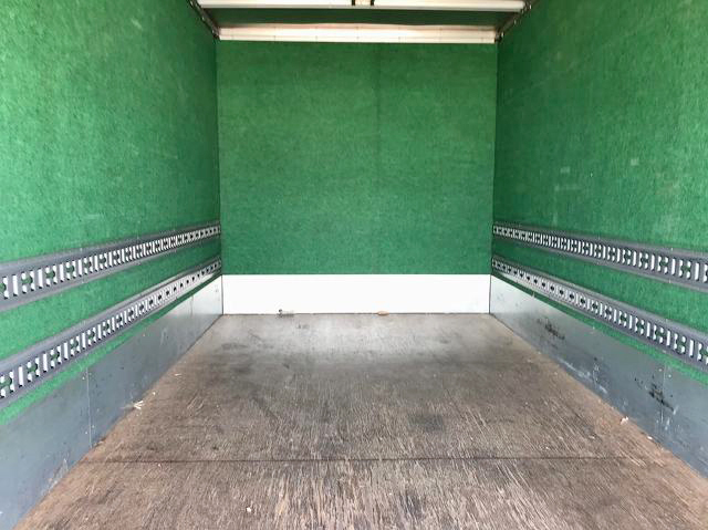 三菱ふそうキャンターアルミバン小型（2t・3t）[写真08]