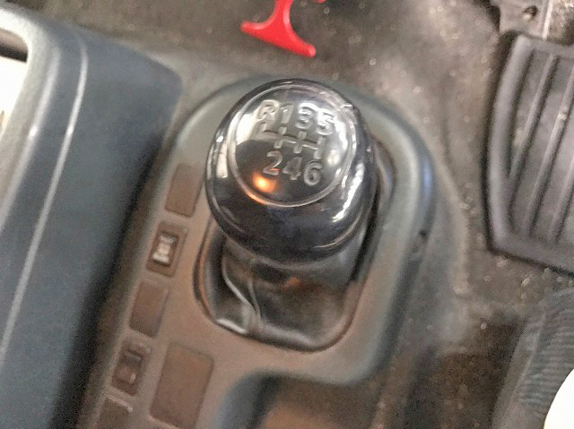 UDトラックスコンドルアルミウイング中型（4t）[写真18]