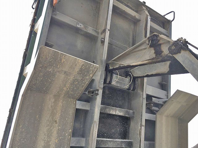 ボルボボルボFMダンプ大型（10t）[写真15]