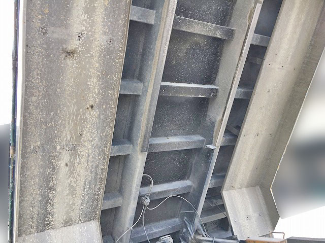 ボルボボルボFMダンプ大型（10t）[写真17]