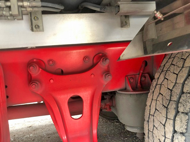 いすゞフォワードアルミウイング中型（4t）[写真24]