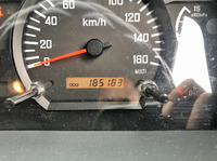 いすゞフォワードアルミウイング中型（4t）[写真32]