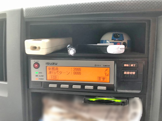 いすゞフォワードアルミウイング中型（4t）[写真33]