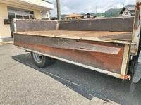 三菱ふそうキャンターガッツ平ボディ小型（2t・3t）[写真13]