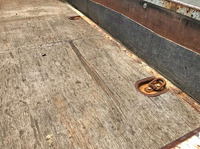 三菱ふそうキャンターガッツ平ボディ小型（2t・3t）[写真15]