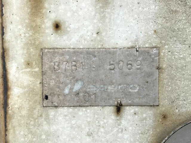 三菱ふそうキャンターガッツ平ボディ小型（2t・3t）[写真17]