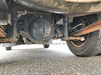 三菱ふそうキャンターガッツ平ボディ小型（2t・3t）[写真23]