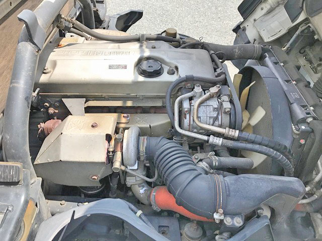 三菱ふそうキャンターガッツ平ボディ小型（2t・3t）[写真25]