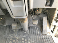 三菱ふそうキャンターガッツ平ボディ小型（2t・3t）[写真36]