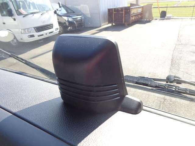 三菱ふそうキャンターアルミウイング小型（2t・3t）[写真18]