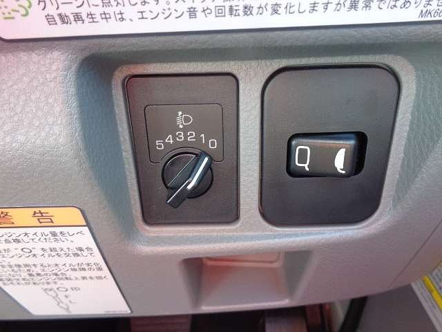 三菱ふそうキャンターアルミウイング小型（2t・3t）[写真20]