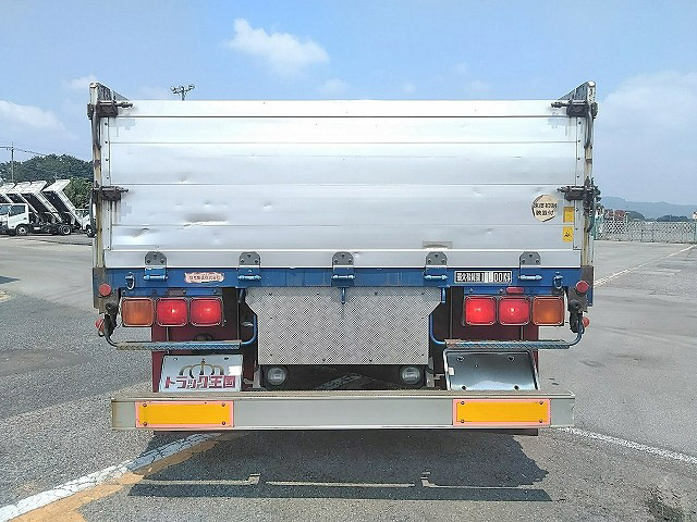 日野プロフィアアルミブロック大型（10t）[写真11]