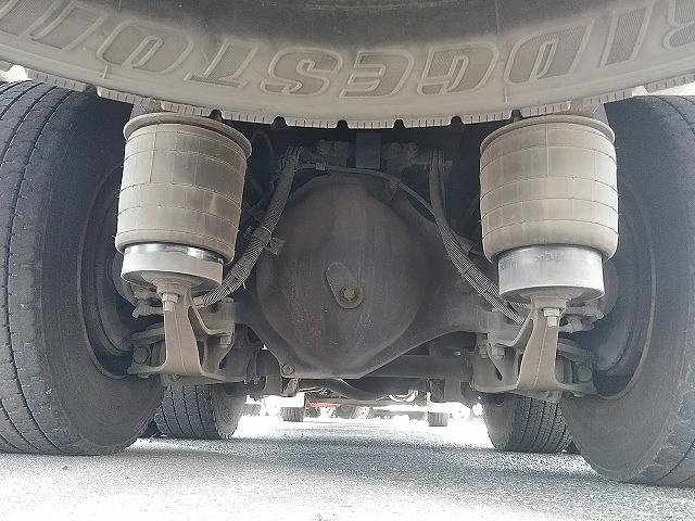 日野プロフィアアルミブロック大型（10t）[写真23]