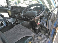 日野プロフィアアルミブロック大型（10t）[写真34]