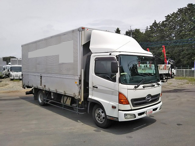 日野レンジャーアルミウイング中型（4t）[写真03]