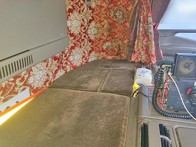 三菱ふそうスーパーグレートダンプ大型（10t）[写真31]