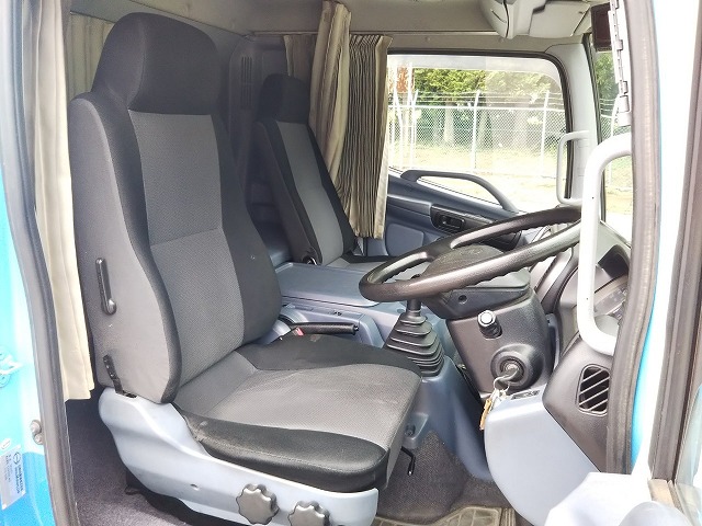 日野レンジャー冷凍車（冷蔵車）中型（4t）[写真29]