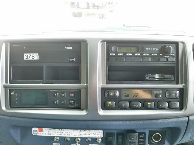 日野レンジャー冷凍車（冷蔵車）中型（4t）[写真39]