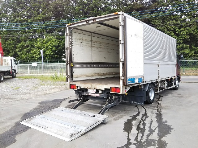 日野レンジャー冷蔵冷凍ウイング中型（4t）[写真02]