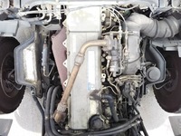 日野レンジャー冷蔵冷凍ウイング中型（4t）[写真25]