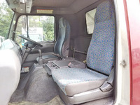 日野レンジャー冷蔵冷凍ウイング中型（4t）[写真33]